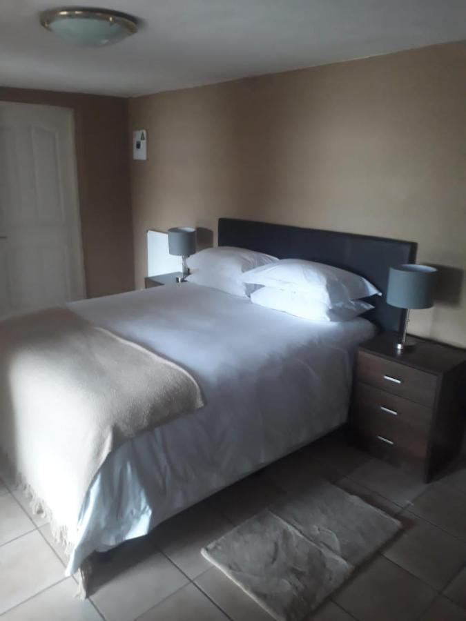 Marina Views Guesthouse ハートビーズポート エクステリア 写真